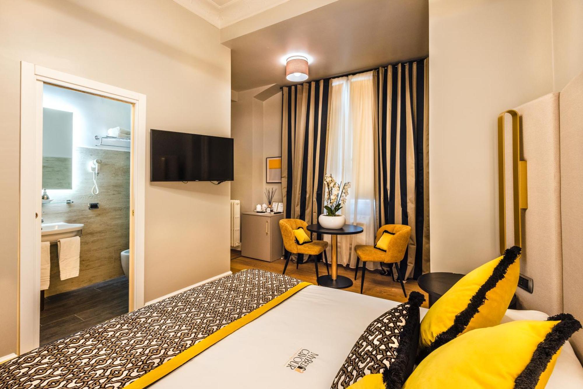 Mybedcavour Hotel โรม ภายนอก รูปภาพ