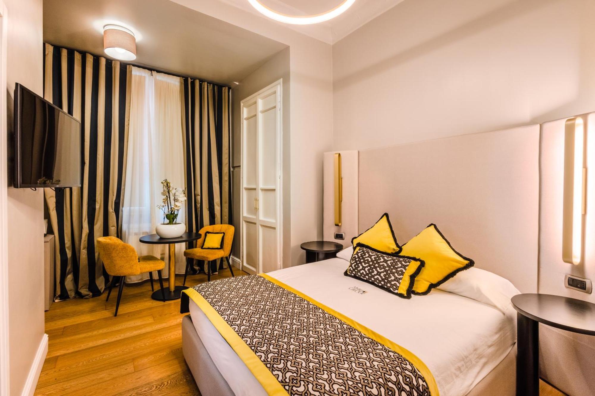 Mybedcavour Hotel โรม ภายนอก รูปภาพ